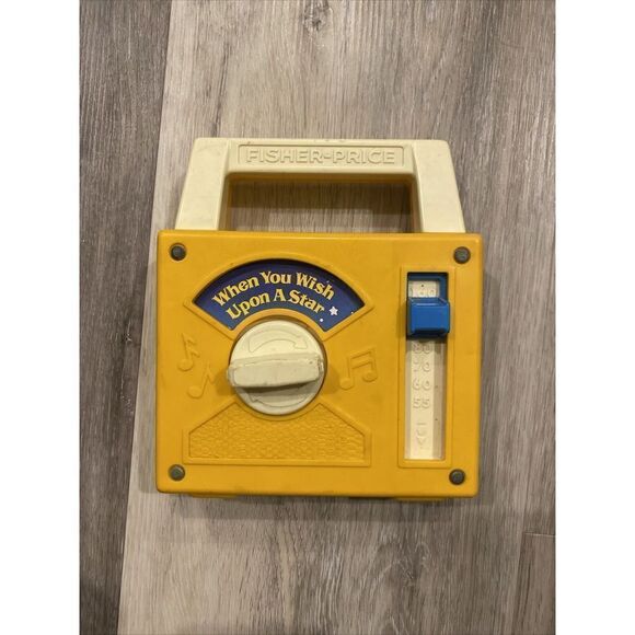 Vintage 1980 Fisher-Price When You Wish Upon A Star Toy Wind-Up Music Box Radio - Picture 1 of 7